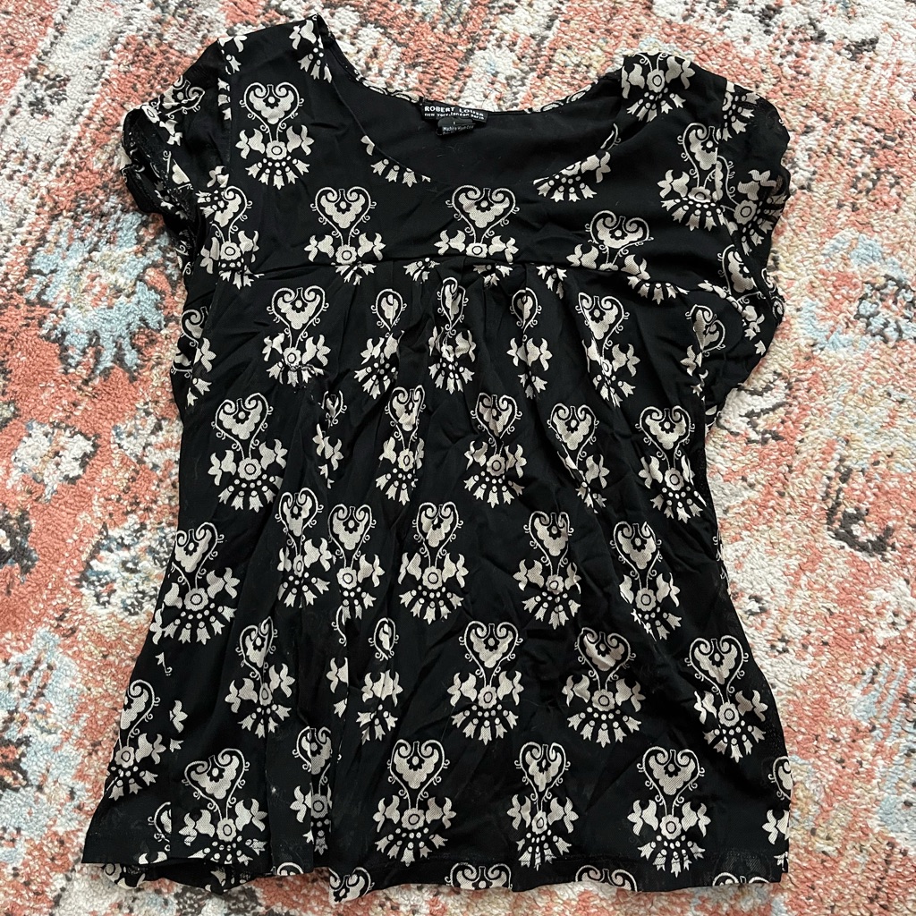 Robert Louis Black And Cream Patterned Blouse